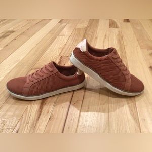 Dr Scholls - Size 8 - Sneaker